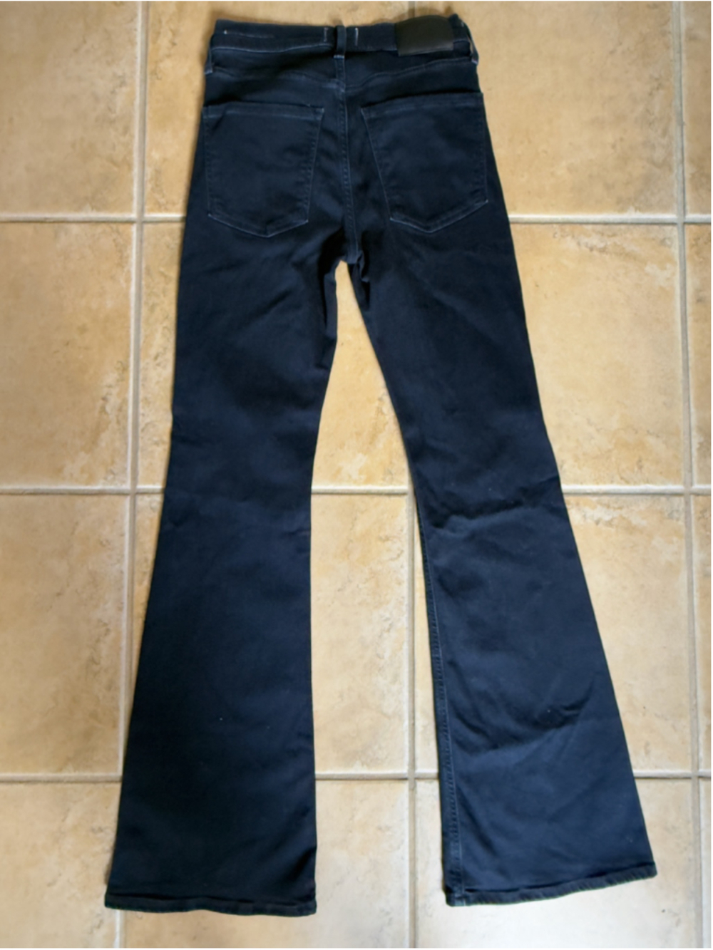 Citizens of Humanity - Isola Flare Jean -Chamber Dark Wash High Rise Flare Denim - Picture 7 of 7
